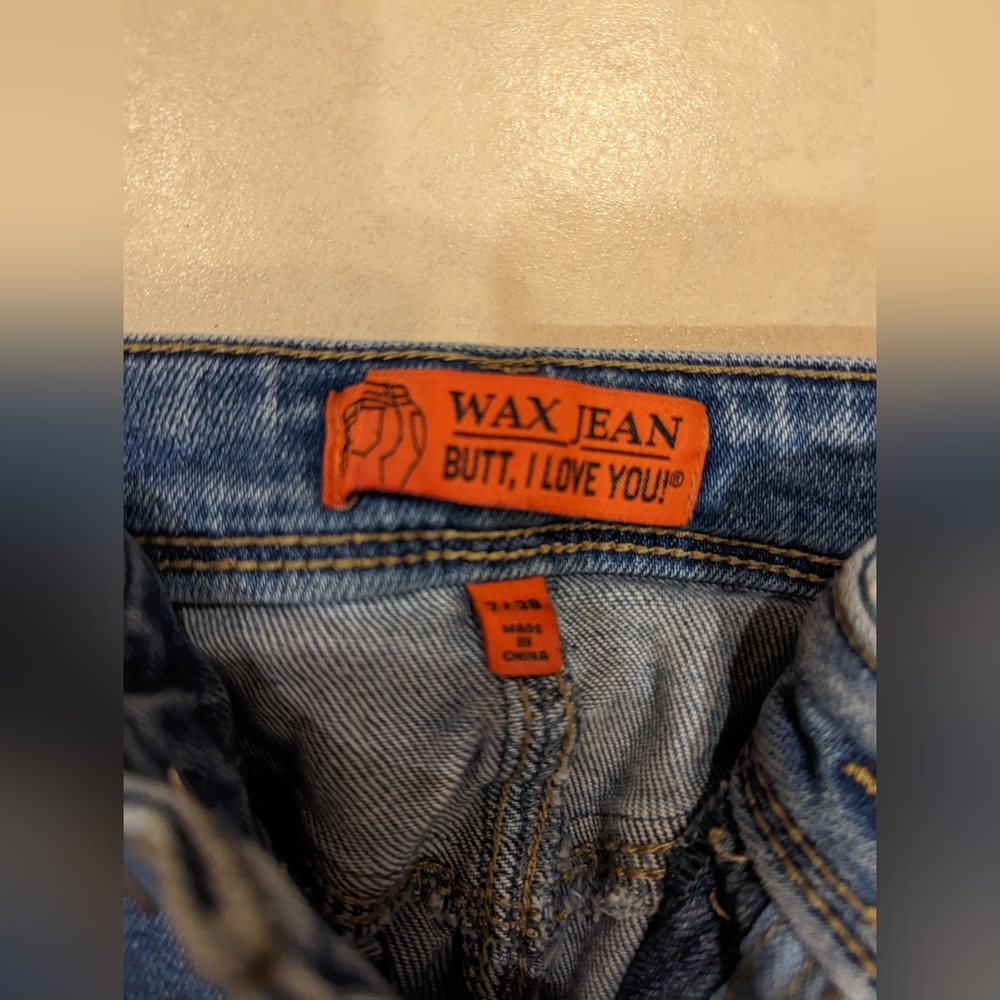 Jeans - Picture 2 of 2